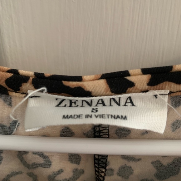 Zenana animal print top - Picture 3 of 5